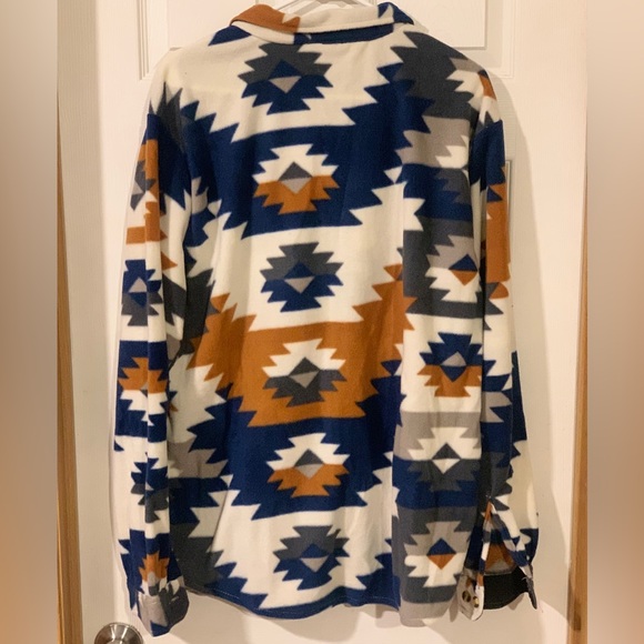 North 15 fleece button up - Picture 2 of 2